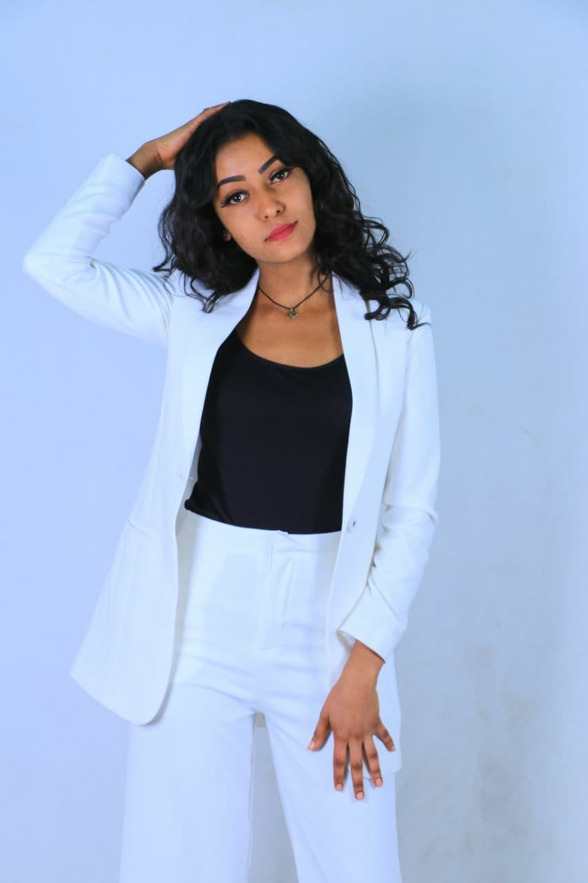 Noah Marketing & Promotion Casting Model Helen